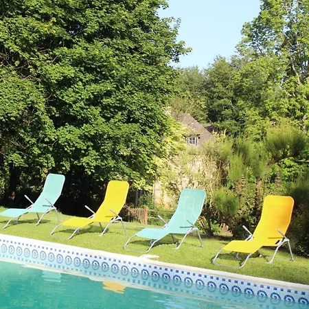 Domaine Complet De 5 Gites, 35 Pers Avec Piscine, Tennis *