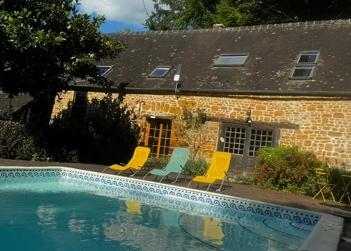 Holiday home Domaine Complet De 5 Guerquesalles